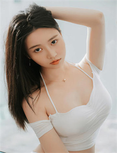 丁子裤美女